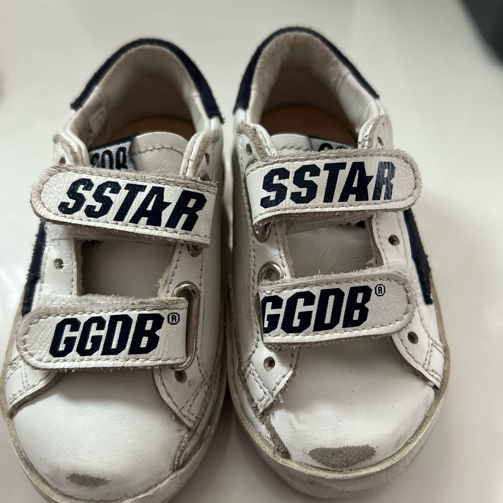 Golden Goose White Sneakers Classic Design